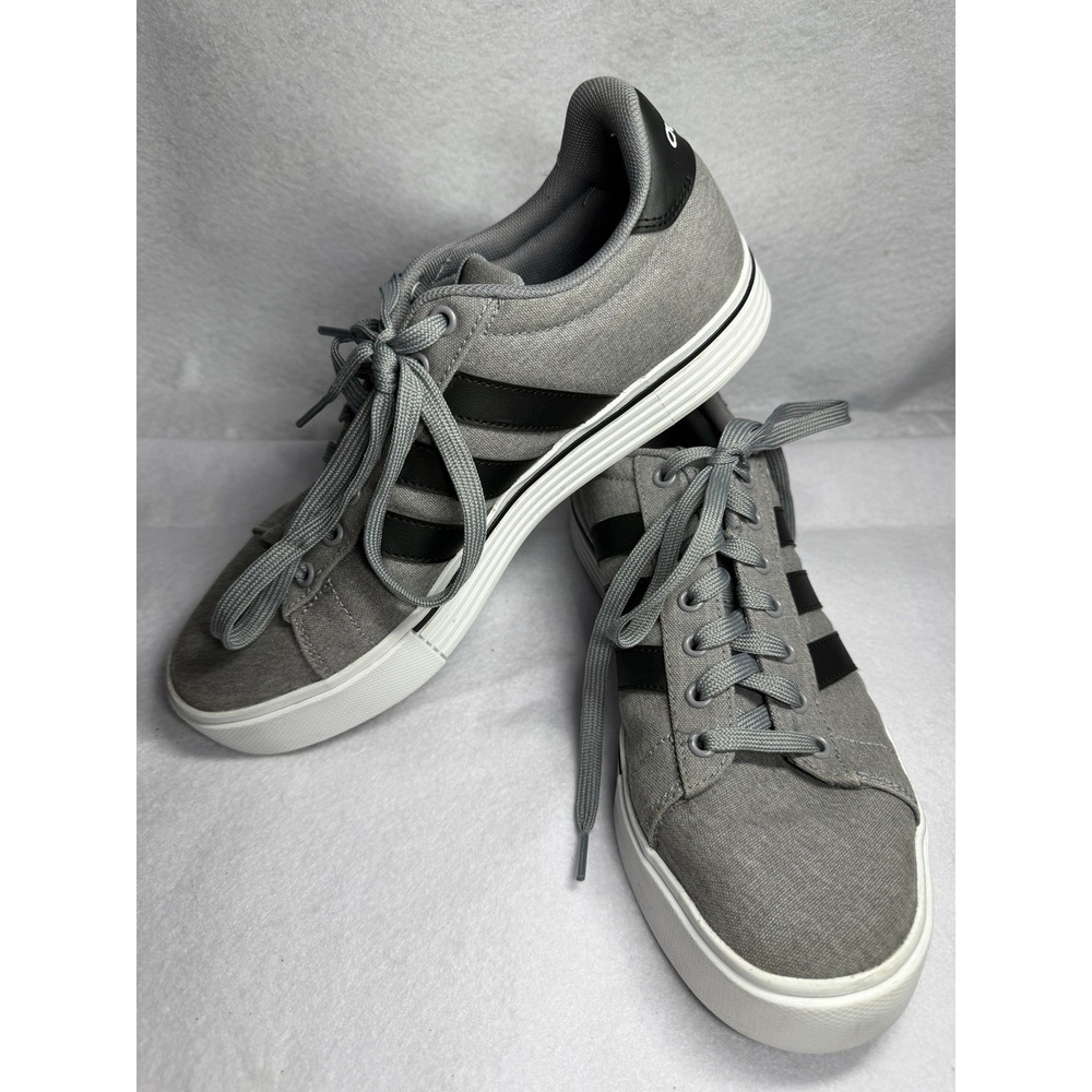 Adidas Men's Gray Canvas Stripe Lace Up Sneakers Shoes Size 8.5 Casual Comfort